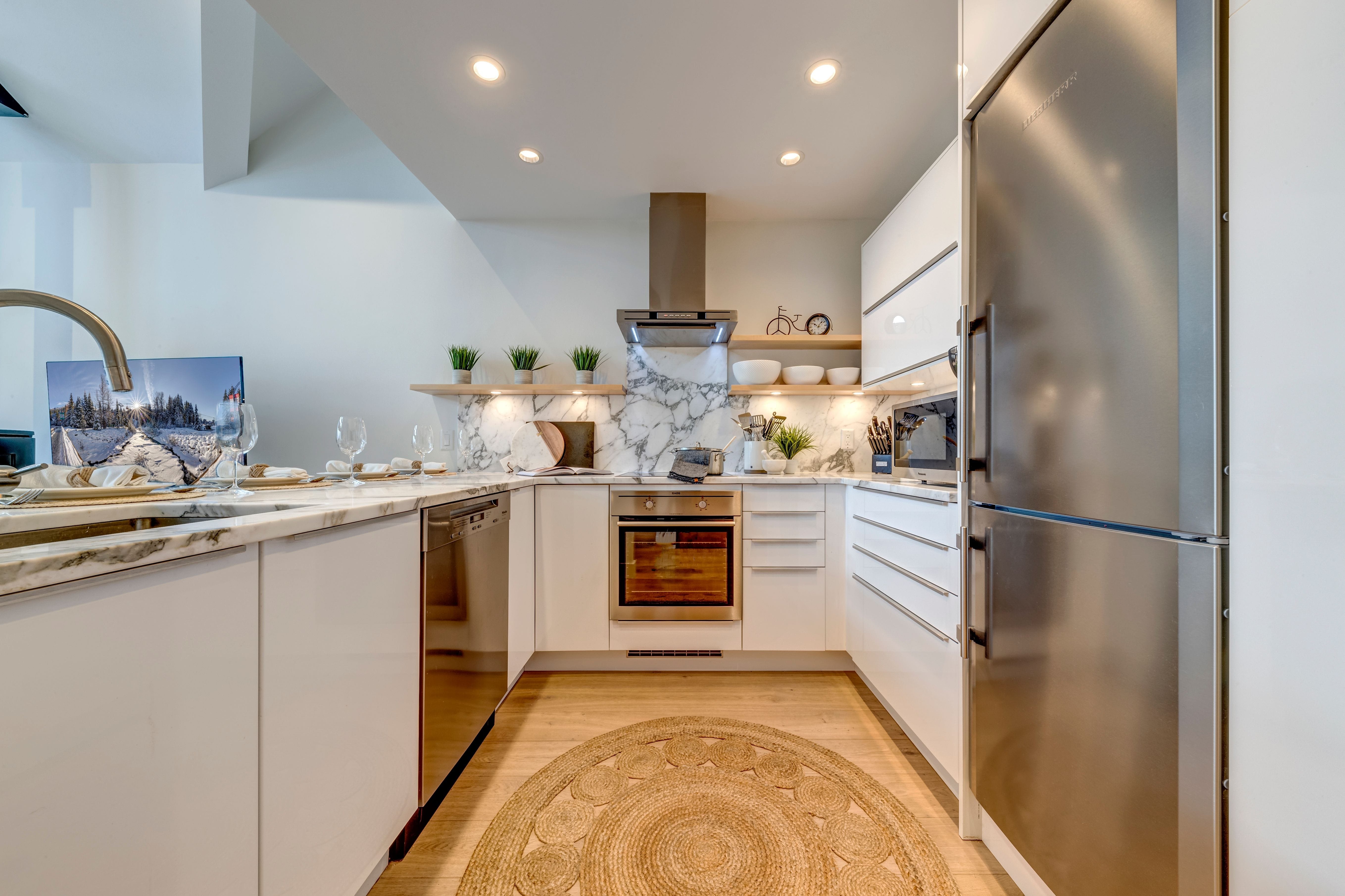 THisis thekitchen after Staging